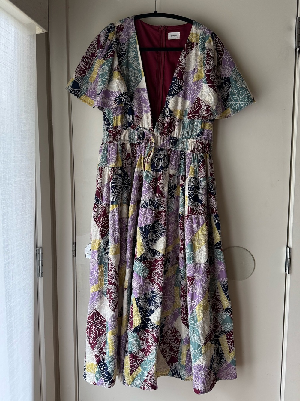 AUREUM beautiful stitched dress